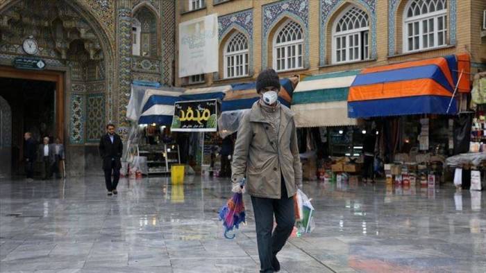 В городе Кум в Иране утроилось число случаев заражения COVID-19
