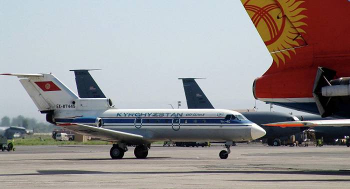 Кыргызстан возобновит авиасообщение с другими странами 15 июня