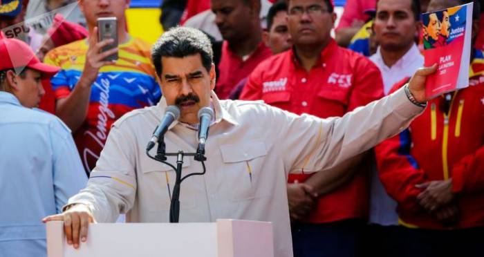 В Венесуэле заявили, что переговоры о свержении Мадуро велись в здании посольства Испании