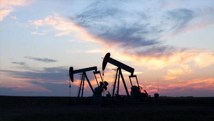 Цена нефти марки Brent приблизилась к отметке $44 за баррель
