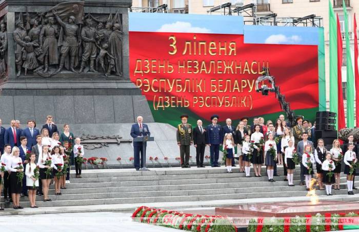 Никто не в состоянии извне поколебать стабильность и независимость Беларуси - Лукашенко