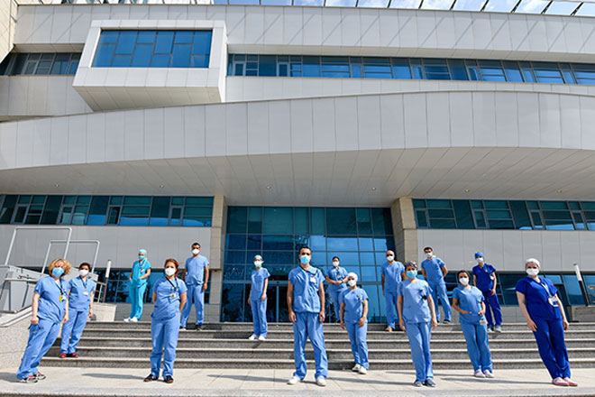 Братская помощь со стороны клиники «Аджибадем» по борьбе с Covid-19 в Баку
