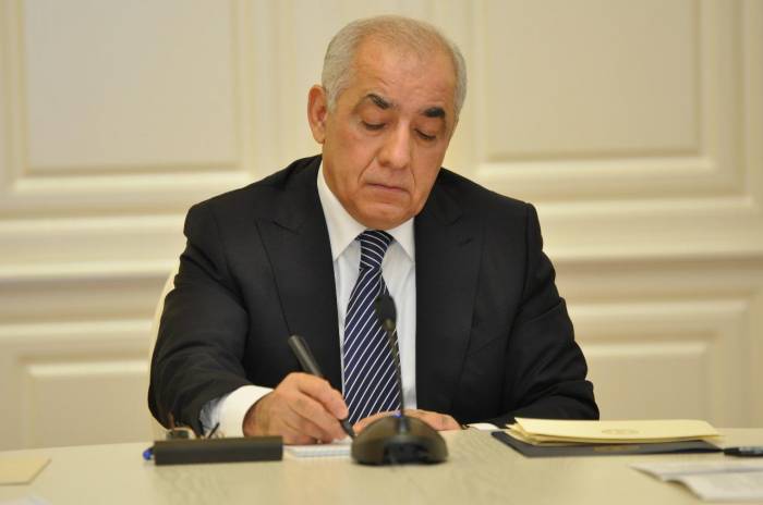 Премьер-министр Азербайджана подписал решение в связи с колледжами
