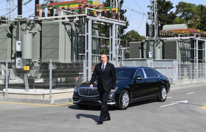 Ильхам Алиев принял участие в открытии 110/35/10-киловаттной подстанции «8-й км» - ФОТО
