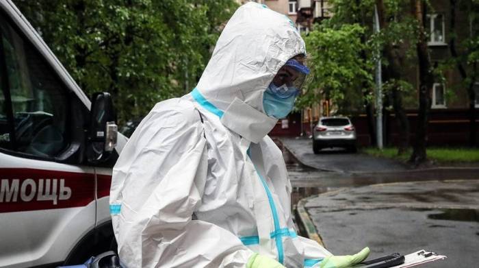 Минздрав РФ планирует направить специалистов в Азербайджан для помощи в борьбе в пандемией
