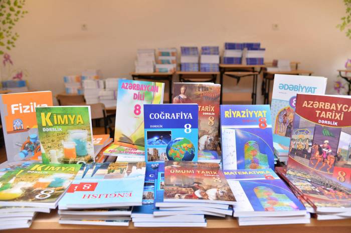 К новому учебному году в Азербайджане будет издано 339 различных видов учебников

