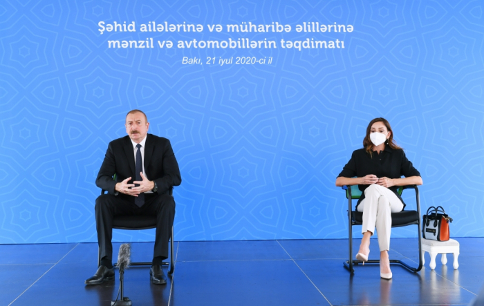 Ильхам Алиев: В этом году 1500 семей шехидов, инвалидов войны обеспечиваются и будут обеспечены государством квартирами ФОТО-ОБНОВЛЕНО
