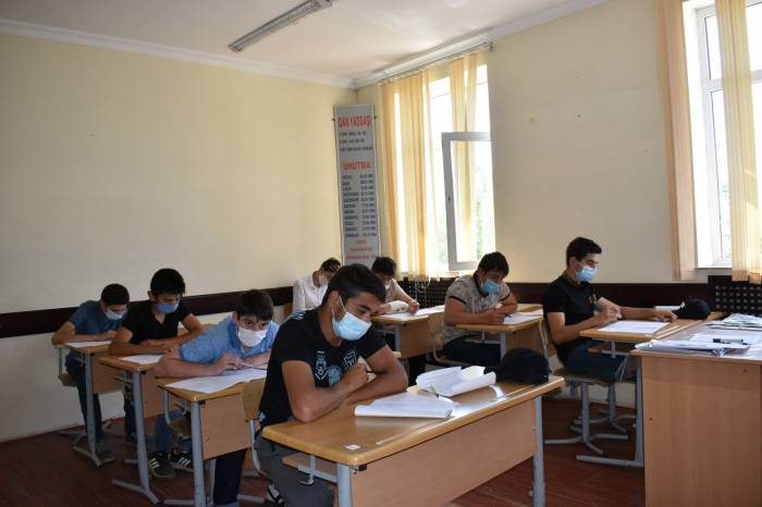 Ханлар Ханларзаде: Известны результаты экзаменов более 124 учащихся и абитуриентов
