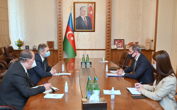 Глава МИД Азербайджана встретился с послом Палестины - ФОТО
