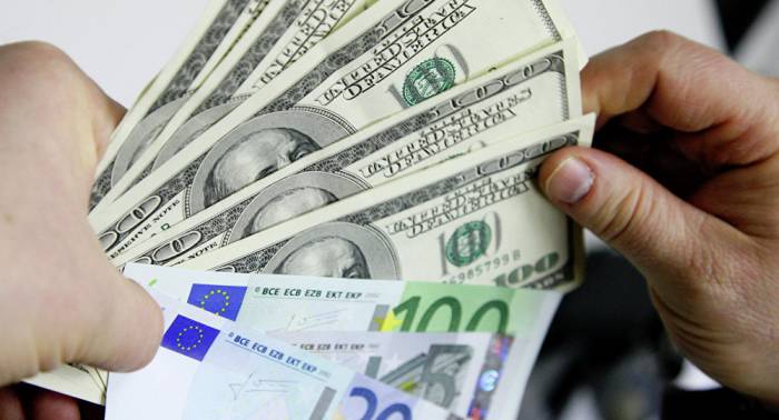 В Таджикистане резко вырос курс евро по отношению к сомони
