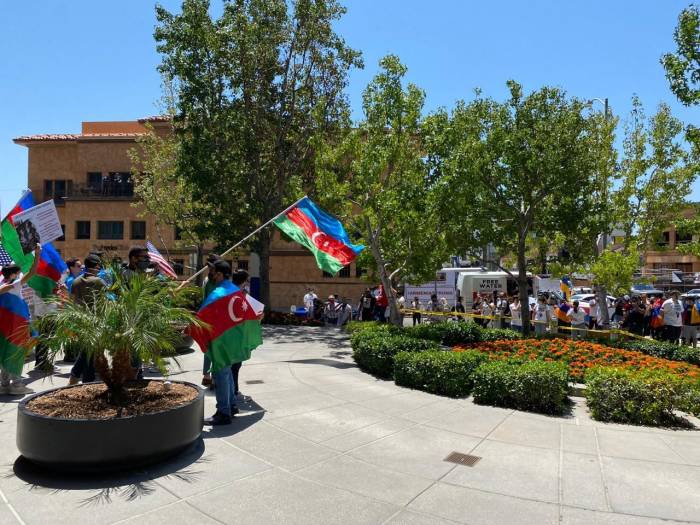 Лицо армянской национальности, поднявшее руку на азербайджанскую женщину в Лос-Анджелесе, задержано - Лейла Абдуллаева
