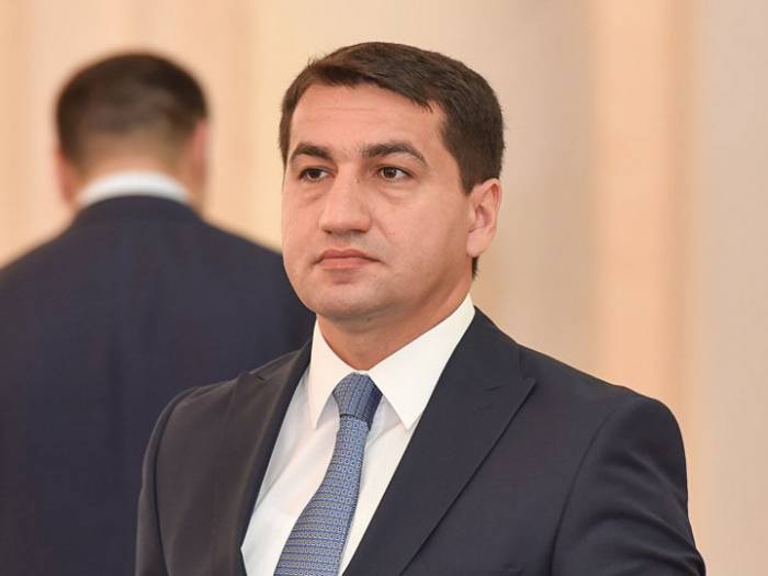 Хикмет Гаджиев: Азербайджан ожидает конкретных предложений от сопредседателей по предметным переговорам по карабахскому конфликту