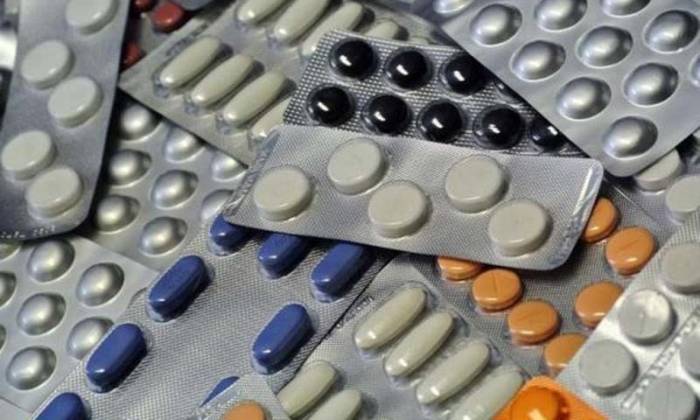 Некоторые противовирусные препараты дома принимать не рекомендуется - минздрав Азербайджана