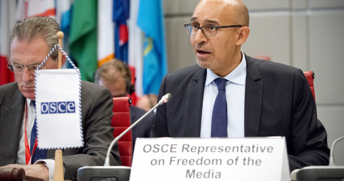 Представитель ОБСЕ заявил о растущей угрозе для свободы и работы СМИ в мире