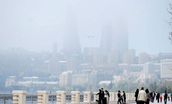 В Баку и на Абшеронском полуострове содержание пыли в атмосфере превышает норму