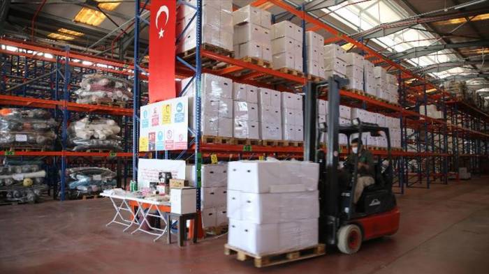 Турция за полгода обеспечила продуктами питания 1,2 млн сирийцев

