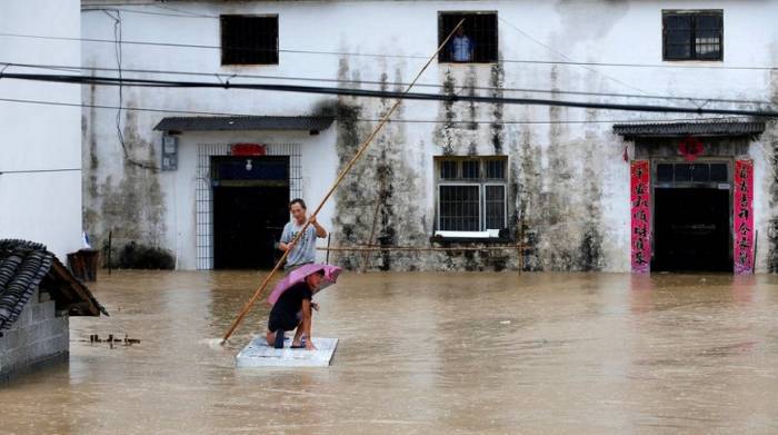 Более 2,3 млн жителей китайской провинции Хубэй находятся в зоне бедствия из-за наводнений
