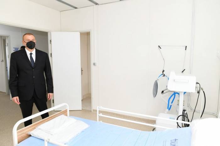 Ильхам Алиев ознакомился с условиями, созданными в больнице модульного типа в Шеки - ФОТО
