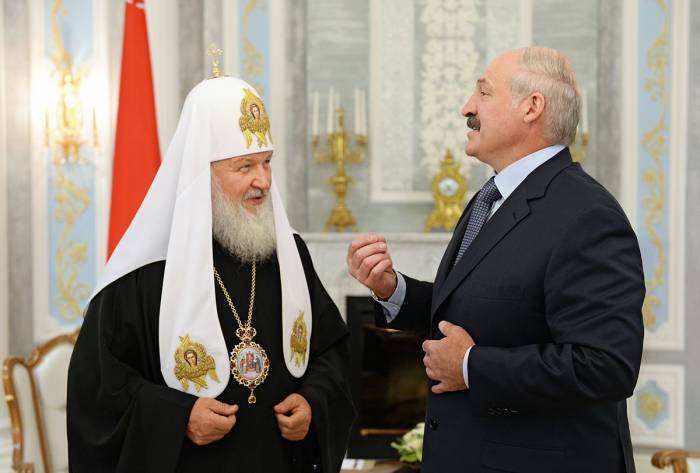 Патриарх Кирилл поздравил Лукашенко с победой на выборах