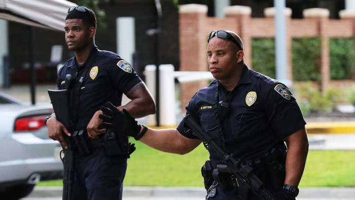 Полицейские в США застрелили афроамериканца после неудавшейся попытки задержания