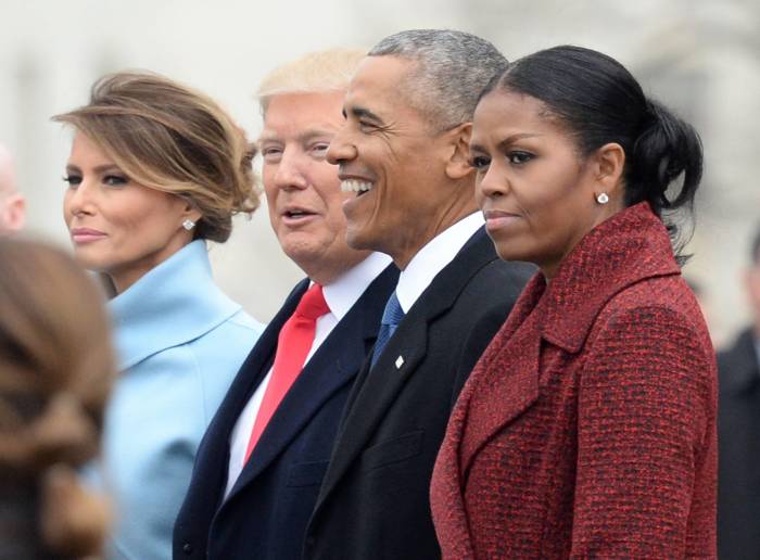 Мишель Обама считает, что Байден на посту президента сумеет вывести США из кризиса
