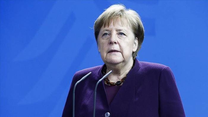 Меркель назвала Асада диктатором
