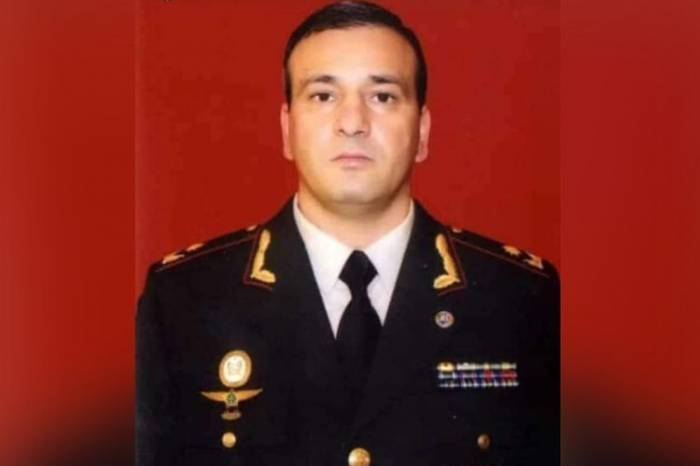 Минобороны: Генерал Полад Гашимов погиб в окопе, где сражался вместе с подчиненными ему солдатами