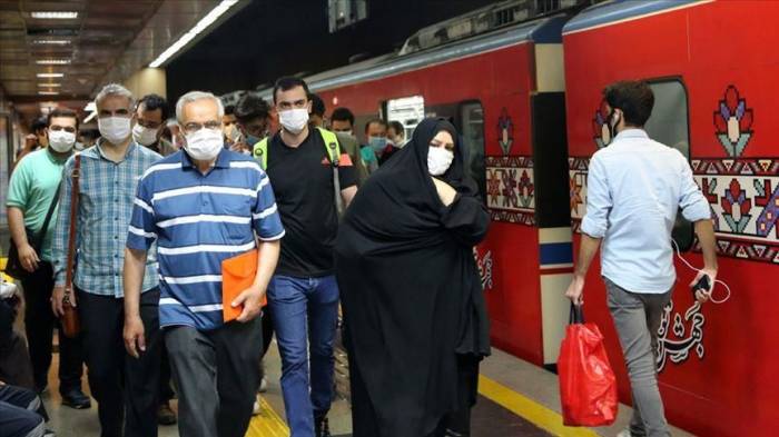 Коронавирус в Иране: за сутки скончались 212 человек
