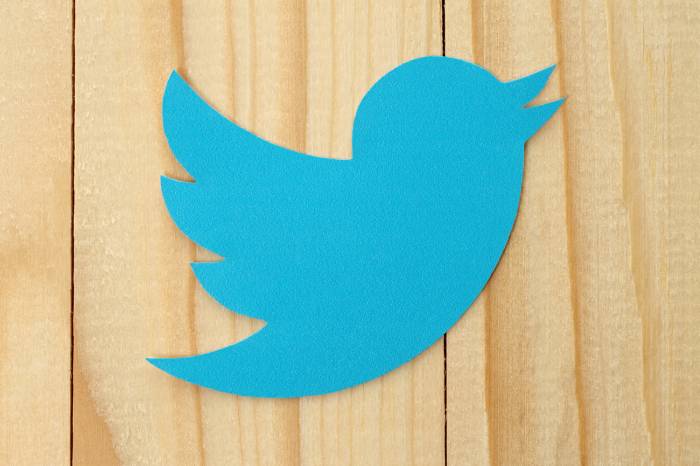 Twitter изменит правила, касающиеся полученных хакерами материалов
