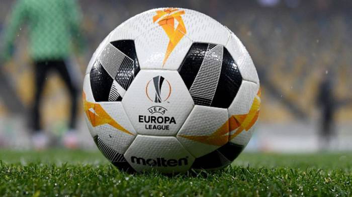 В футбольной Лиге Европы определятся первые четвертьфиналисты

