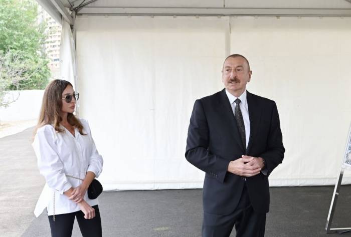 Ильхам Алиев: Если эта работа завершится к концу нынешнего года, то парк может стать хорошим новогодним подарком для жителей