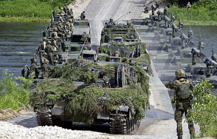 НАТО отрицает информацию о наращивании присутствия альянса в Восточной Европе