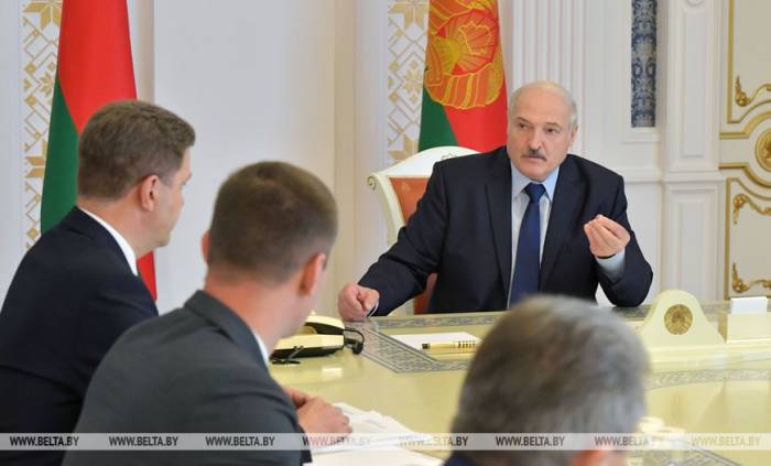 Лукашенко о призывах к забастовкам на предприятиях
