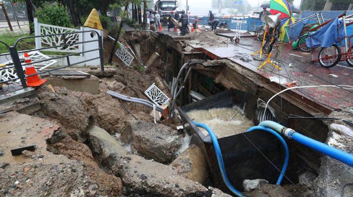 В Республике Корея 33 человека погибли и 9 пропали без вести из-за сильных дождей
