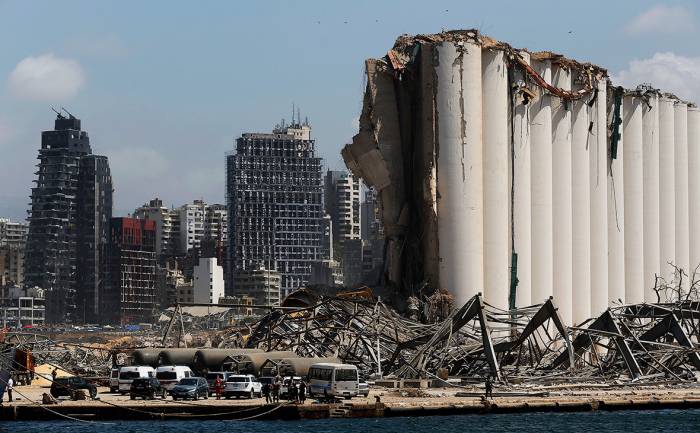 Ущерб от взрыва в порту Бейрута превысил $15 млрд
