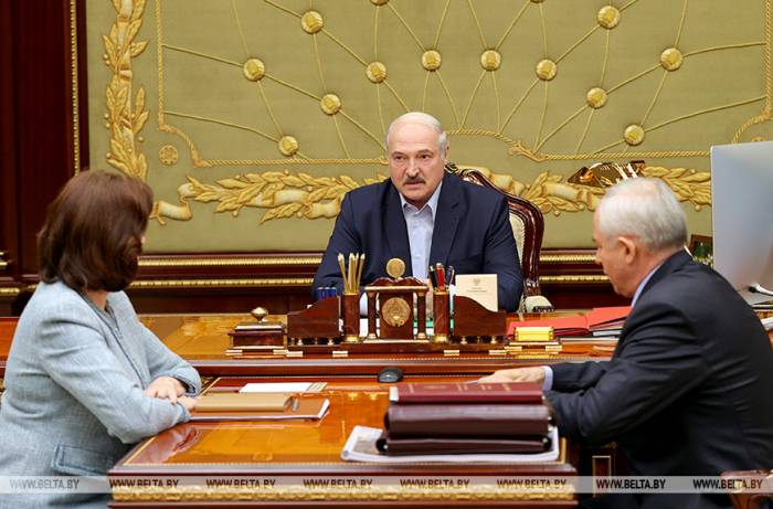 Лукашенко поручил оказать поддержку избиркомам 