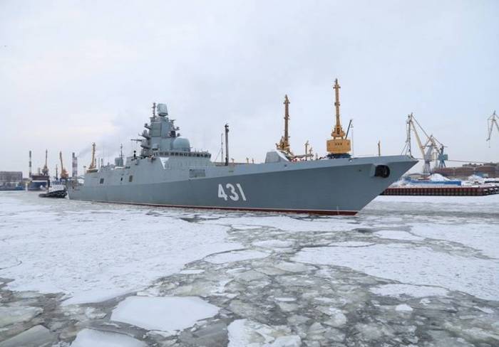 Россия создаст в Арктике флот танкеров для поддержки военных кораблей
