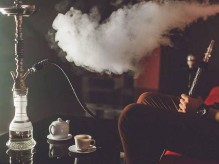 В кафе и ресторанах Азербайджана запрещается курение кальяна