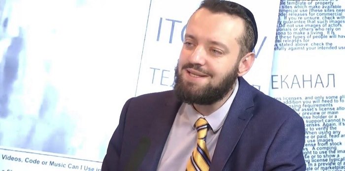 Израильский политолог: «Армяне, нападающие на мирных азербайджанцев, позорят свой собственный народ, свою Армению» Израильский политолог: «Армяне, нападающие на мирных азербайджанцев, позорят свой собственный народ, свою Армению»
