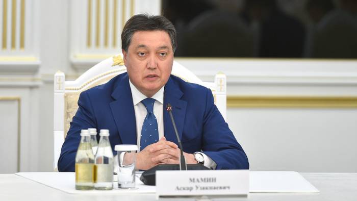 Премьер Казахстана призвал быть готовыми к возможной новой волне пандемии коронавируса
