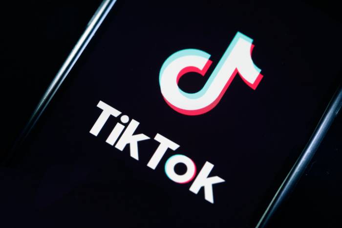 Трамп запретил владельцам TikTok иметь активы в США