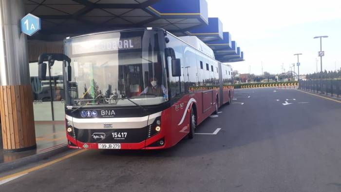 В Баку на линии пущены дополнительные экспресс-автобусы
