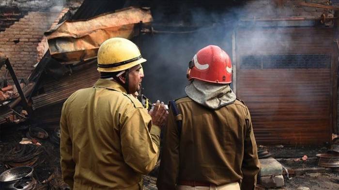 В Индии при пожаре в отеле, где находились больные COVID-19, погибли 11 человек
