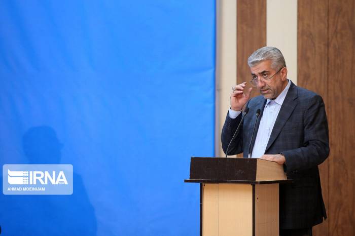 В Иране к концу года откроют 196 проектов: министр энергетики