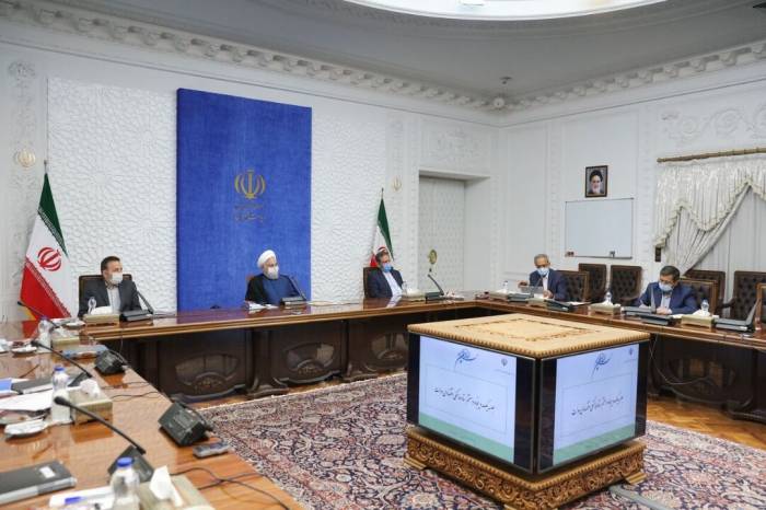 Враги стремятся показать иранское правительство неэффективным, заявил Рухани