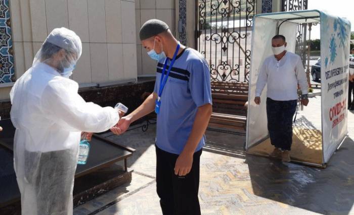 В Узбекистане за день выявили 172 больных коронавирусом