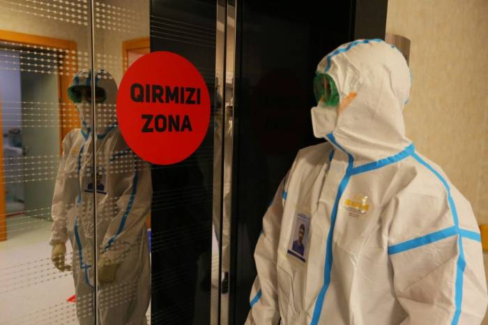 В Шеки выявлен случай массового инфицирования коронавирусом

