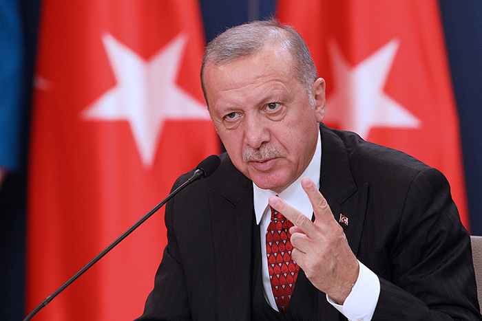 Эрдоган призвал Макрона "не связываться" с Турцией по теме Средиземного моря