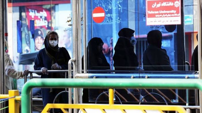 В Иране за сутки скончались 129 больных коронавирусом
