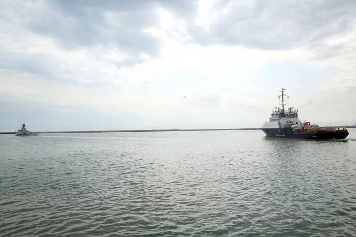 Военные корабли России покинули Бакинский порт - ФОТО
